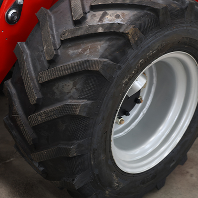 Chargeuse articulée compacte supérieure